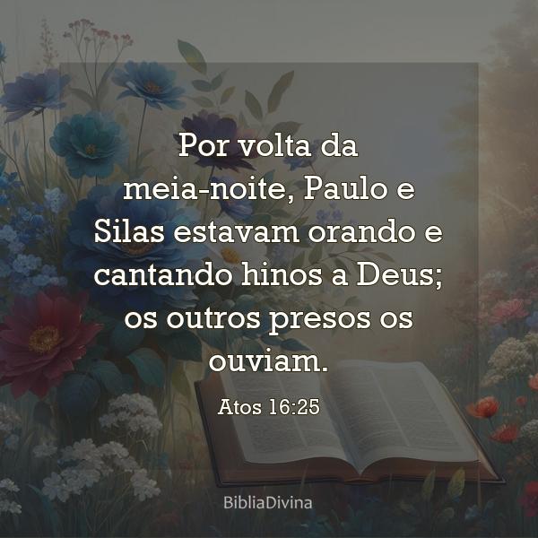 Atos 16:25