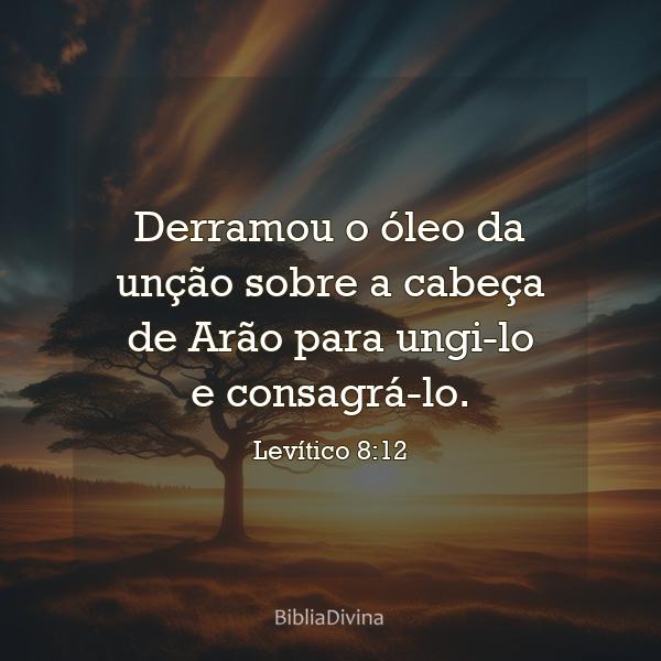 Levítico 8:12